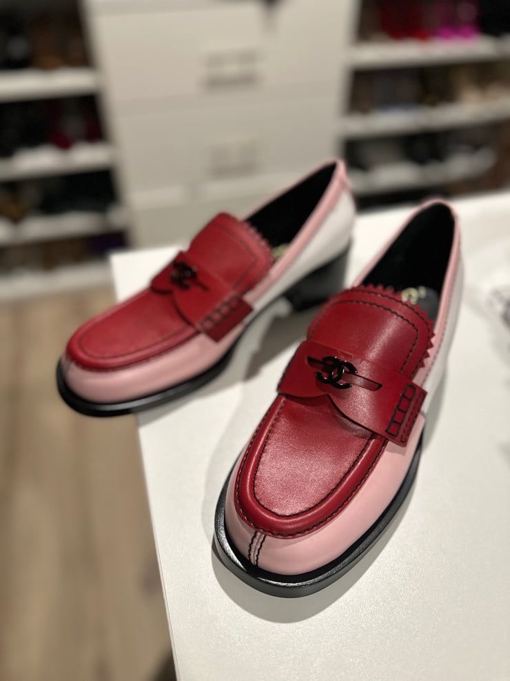 RARE & BRAND NEW: Chanel Loafers size 42