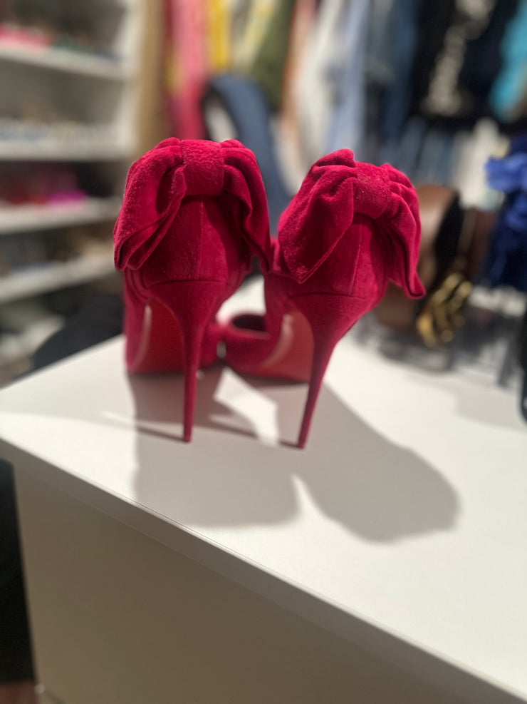 Christian Louboutin - Suede Pump Size 42