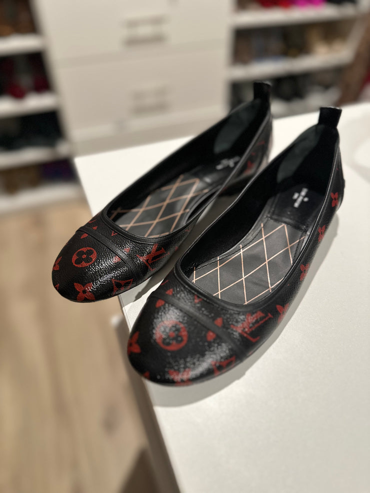 Louis Vuitton Flats - Size 42