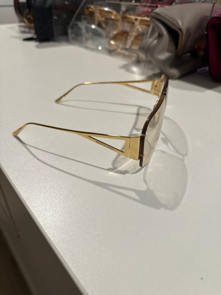 Bottega Veneta Geometric Aviator Sunglasses – Gold Frame